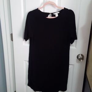 Black ribbed dress